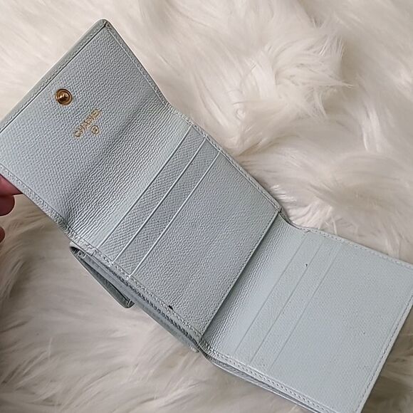 💯 Authentic Chanel Short Wallet 🍀 - Picture 9 of 15